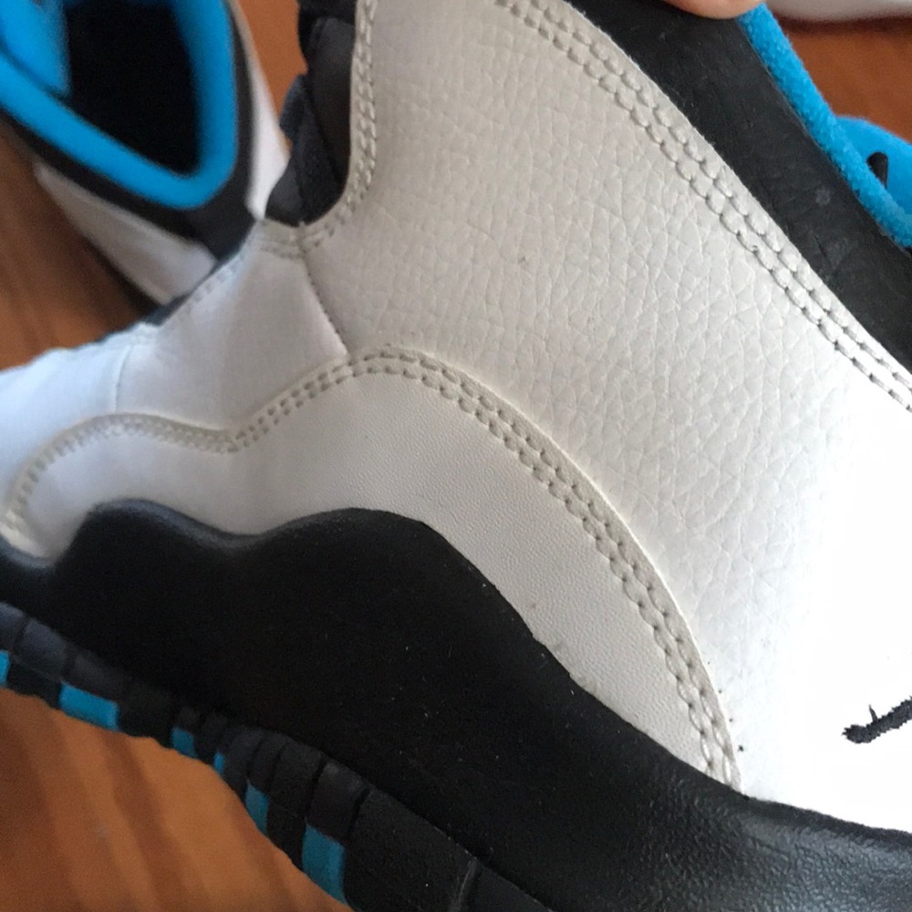 Jordan 10 Powder Blue (GS) - Picture 8 of 14